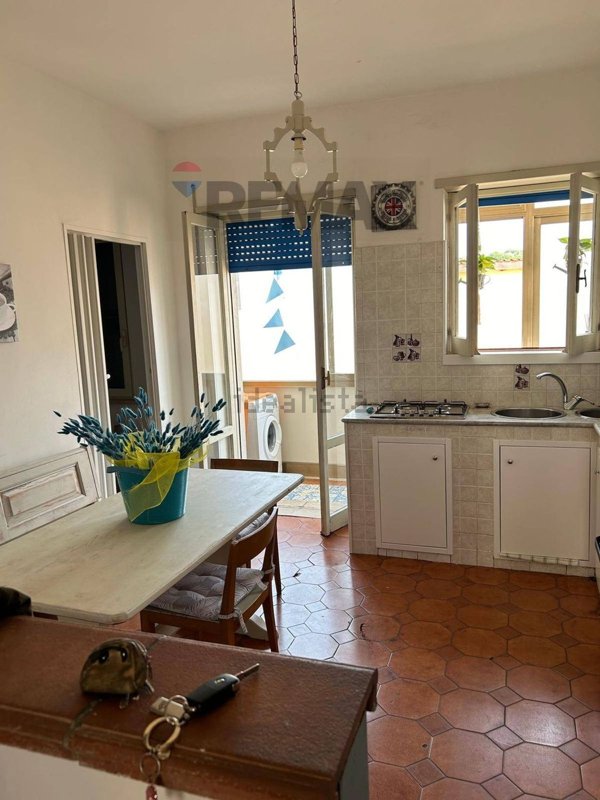appartamento in affitto a Minturno in zona Scauri