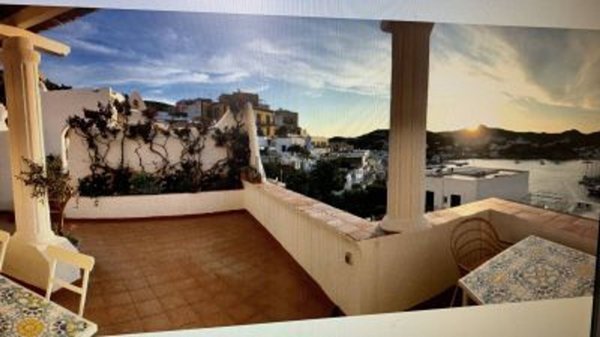 casa indipendente in affitto a Ponza
