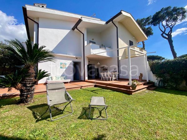 casa indipendente in affitto a Sabaudia