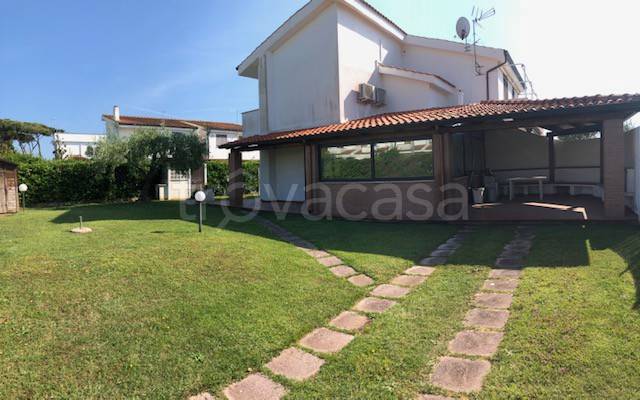 casa indipendente in affitto a Sabaudia