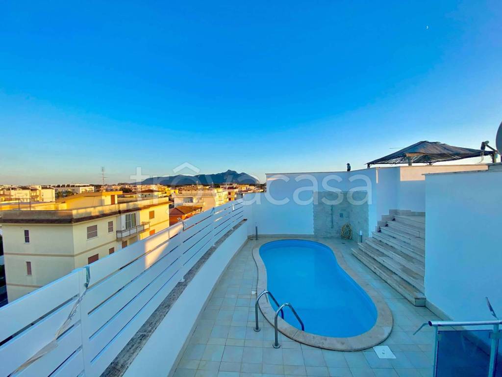 appartamento in affitto a Sabaudia