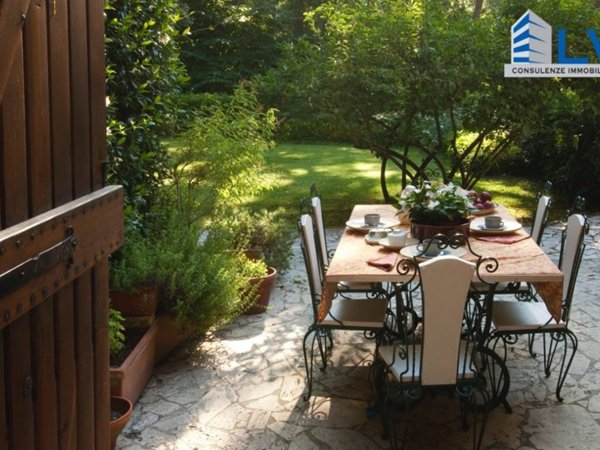 casa indipendente in affitto a Sabaudia in zona Baia d'Argento