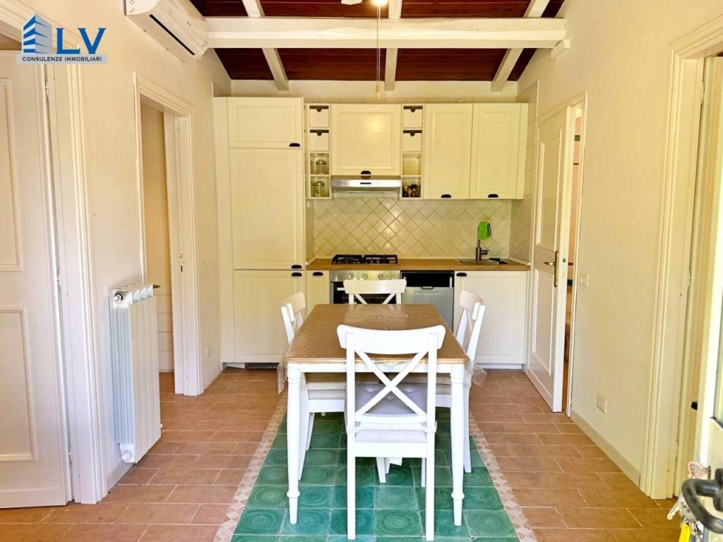 casa indipendente in affitto a Sabaudia in zona Baia d'Argento