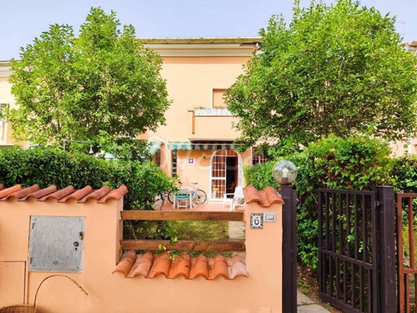 casa indipendente in affitto a Sabaudia in zona Bella Farnia
