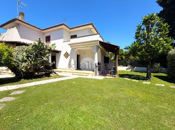 casa indipendente in affitto a Sabaudia