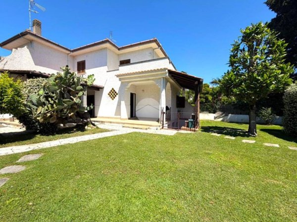 casa indipendente in affitto a Sabaudia