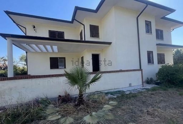 casa indipendente in affitto a Sabaudia