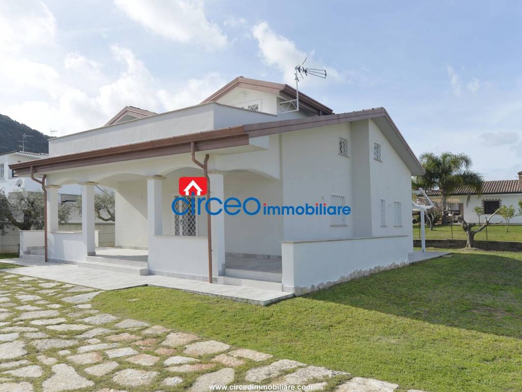 casa indipendente in affitto a San Felice Circeo