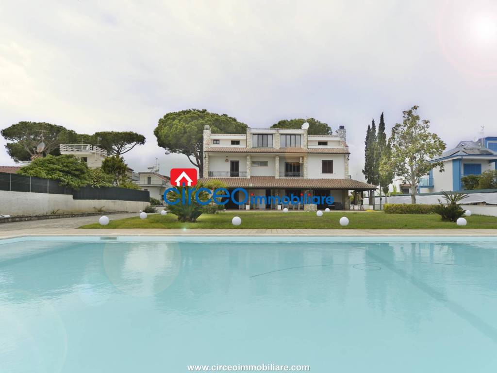 casa indipendente in affitto a San Felice Circeo