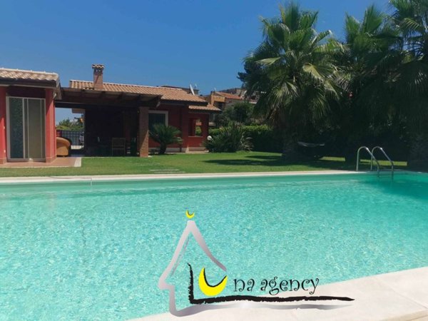 casa indipendente in affitto a San Felice Circeo