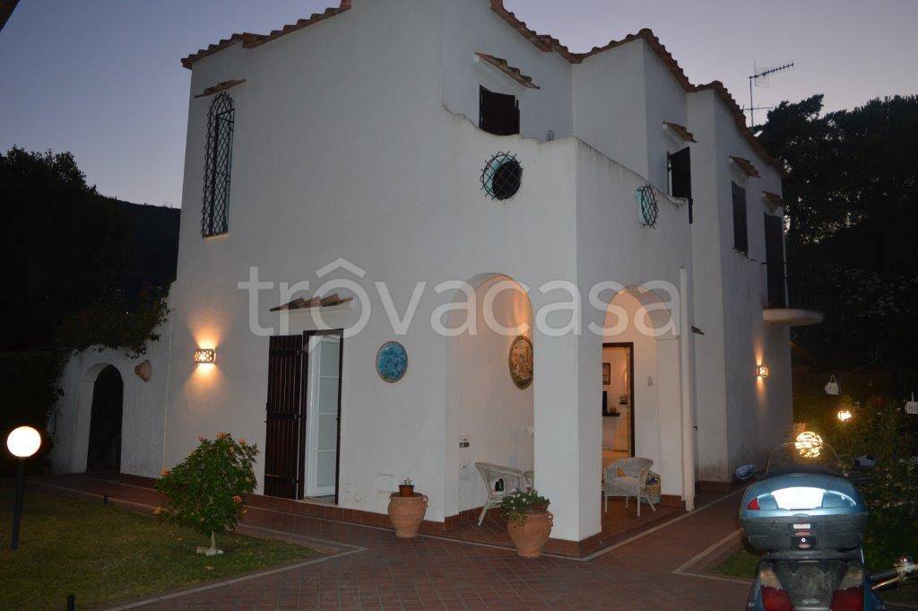 casa indipendente in affitto a San Felice Circeo