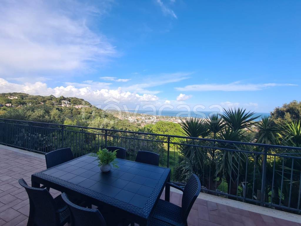 casa indipendente in affitto a San Felice Circeo