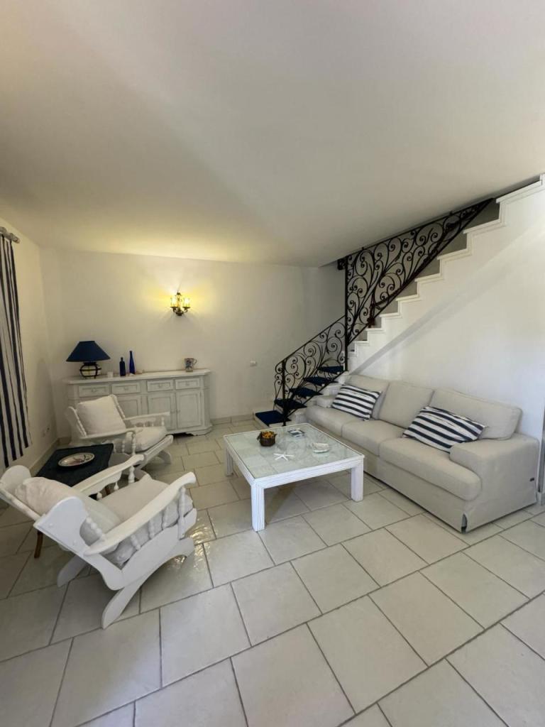 casa indipendente in affitto a San Felice Circeo