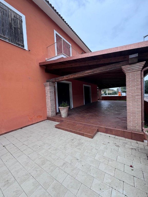 negozio in affitto a San Felice Circeo