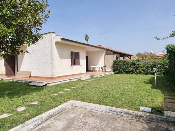 casa indipendente in affitto a San Felice Circeo