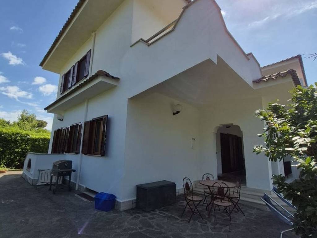casa indipendente in affitto a San Felice Circeo