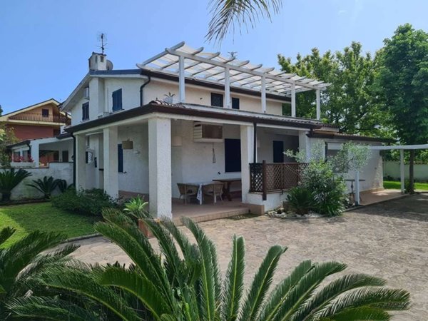 casa indipendente in affitto a San Felice Circeo