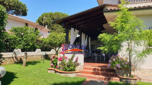 casa indipendente in affitto a San Felice Circeo