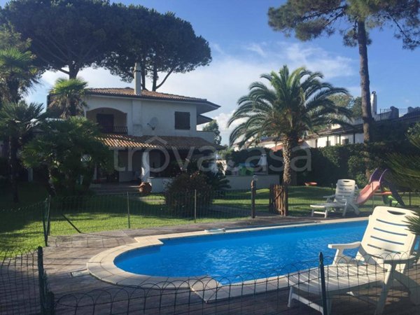 casa indipendente in affitto a San Felice Circeo