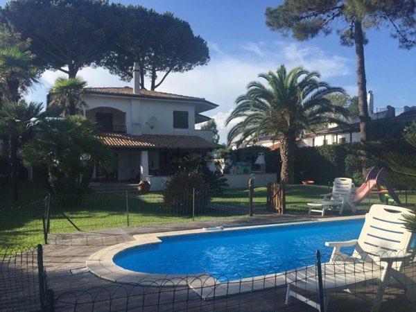 casa indipendente in affitto a San Felice Circeo