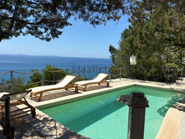 casa indipendente in affitto a San Felice Circeo in zona Punta Rossa