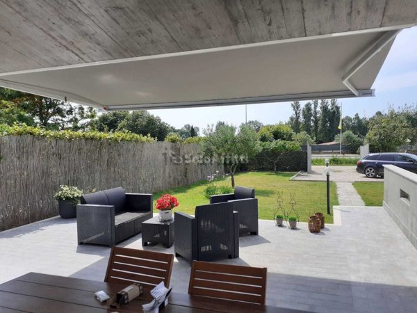 casa indipendente in affitto a San Felice Circeo in zona Torre Olevola