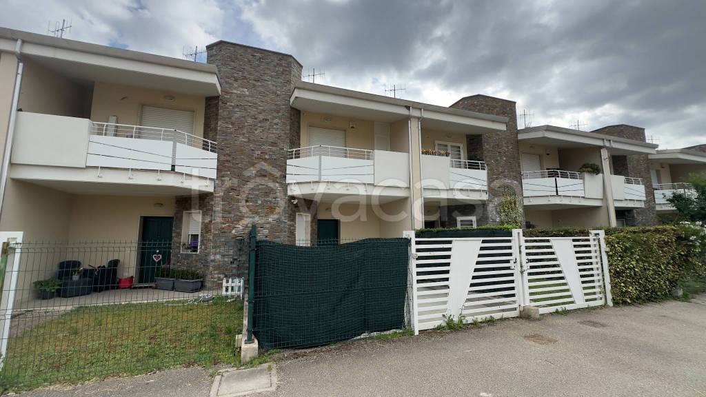casa indipendente in affitto a Sermoneta in zona Doganella
