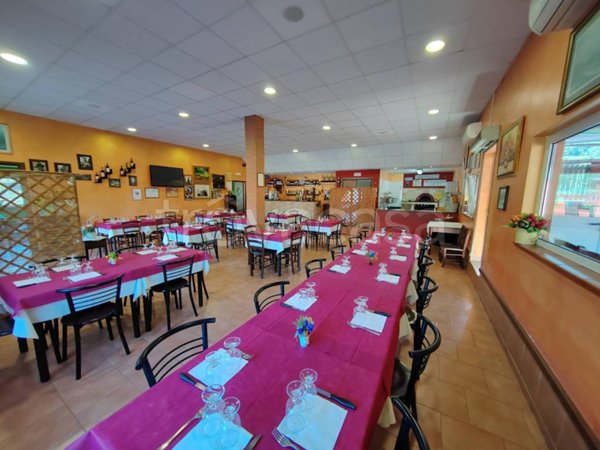 negozio in affitto a Sonnino in zona Cerreto
