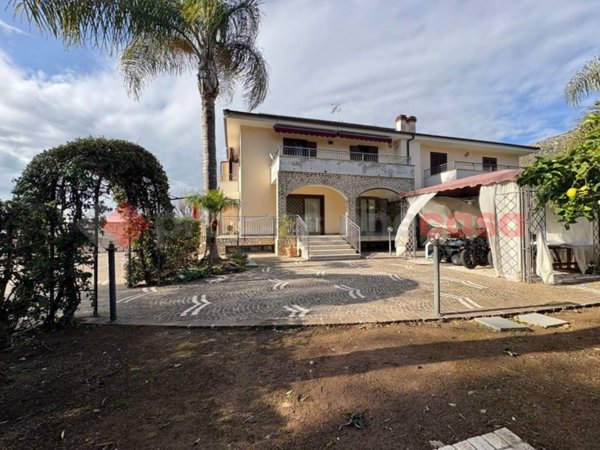 casa indipendente in affitto a Sperlonga