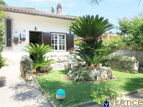 casa indipendente in affitto a Sperlonga