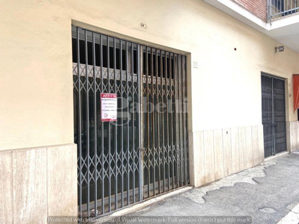 locale commerciale in affitto a Terracina
