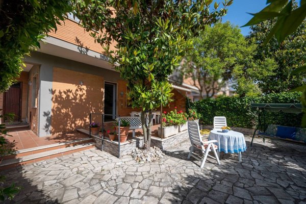 casa indipendente in affitto a Terracina