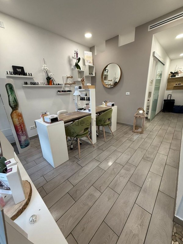 negozio in affitto a Terracina