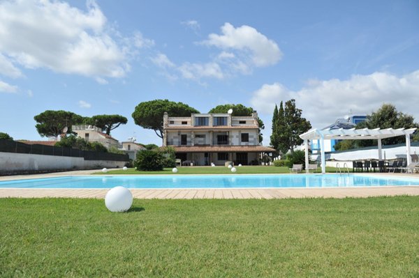 casa indipendente in affitto a Terracina