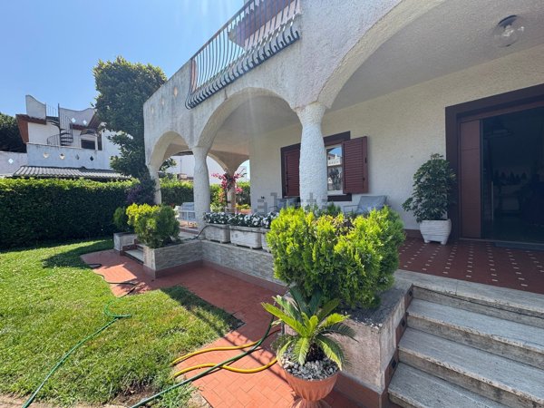 casa indipendente in affitto a Terracina