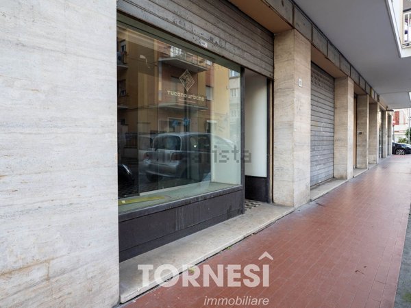 locale commerciale in affitto a Terracina