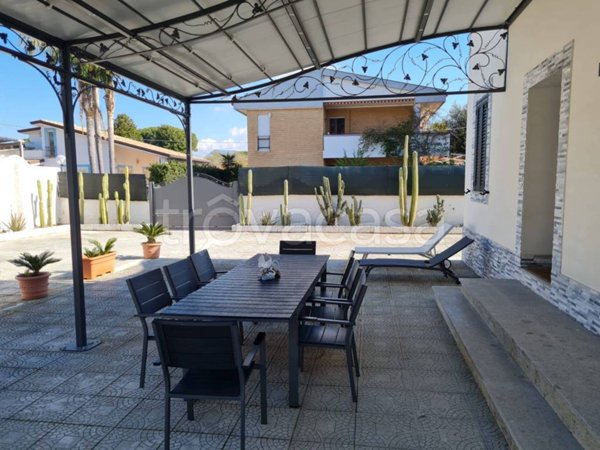 casa indipendente in affitto a Terracina