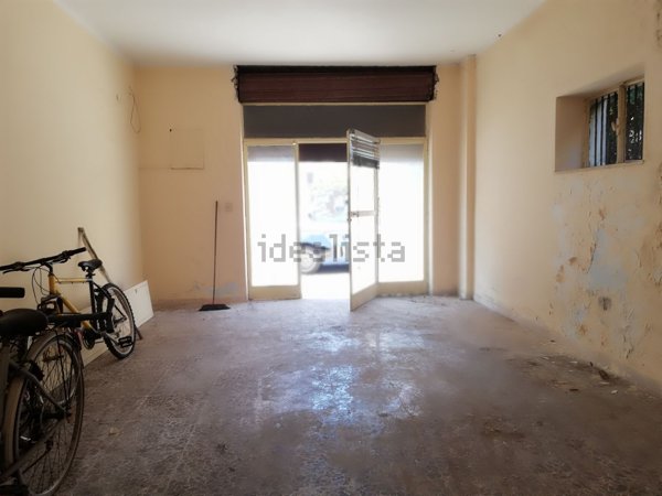 locale commerciale in affitto a Terracina