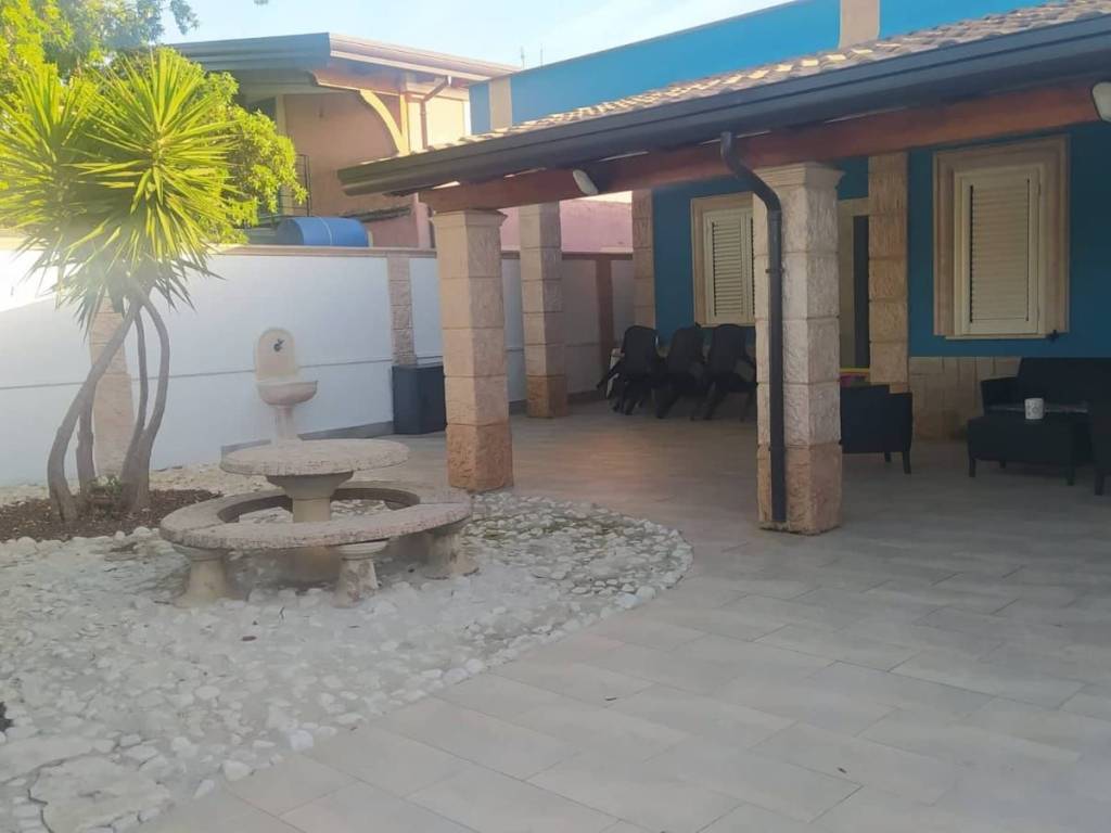 casa indipendente in affitto a Terracina