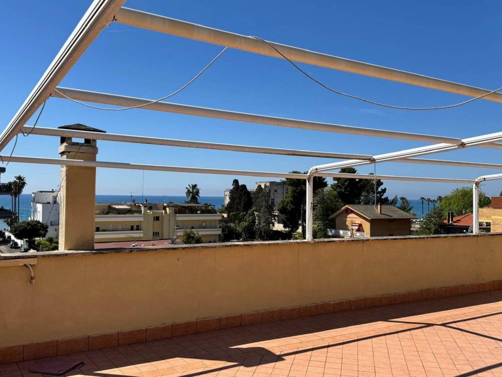 appartamento in affitto a Terracina