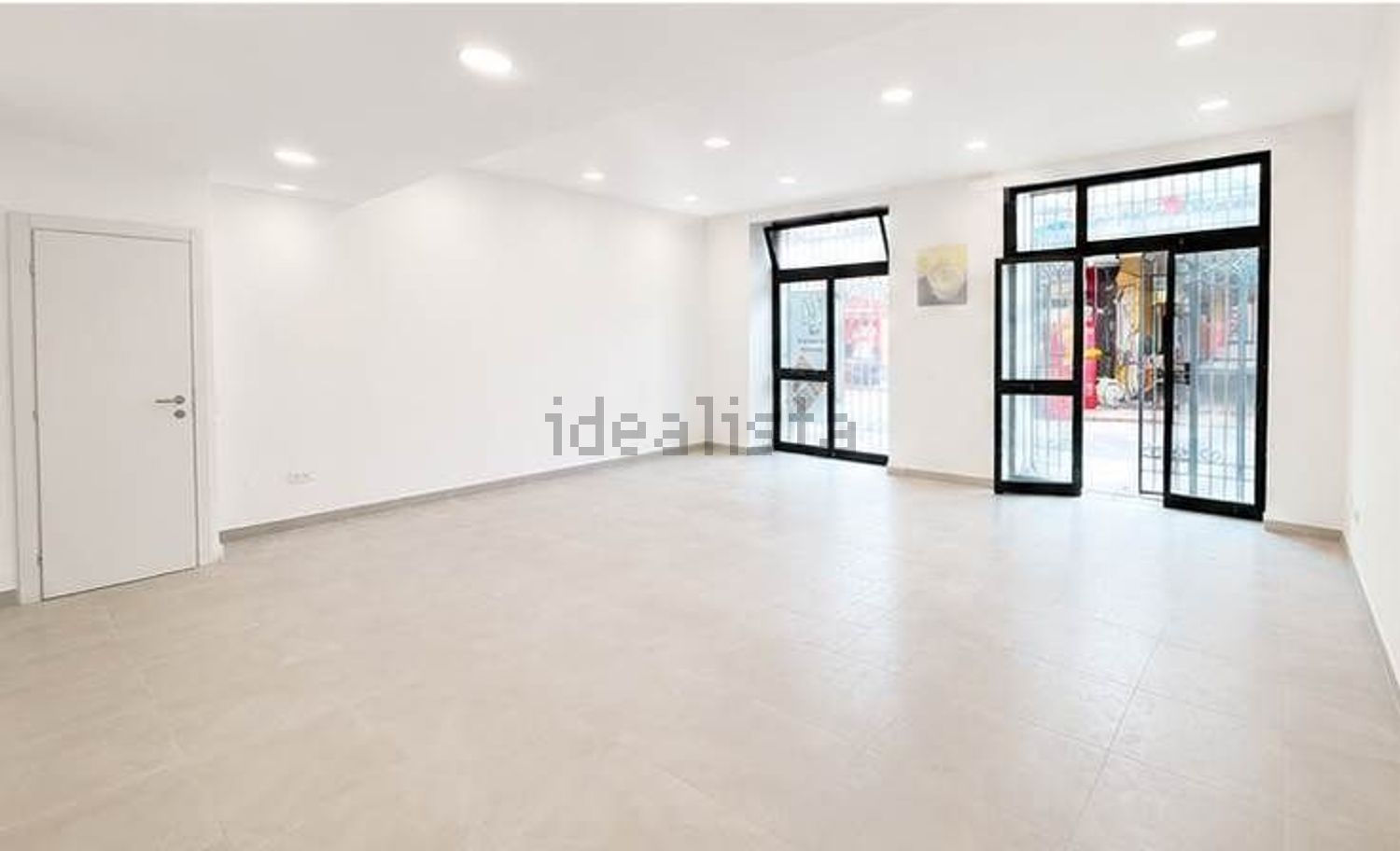 locale commerciale in affitto a Terracina