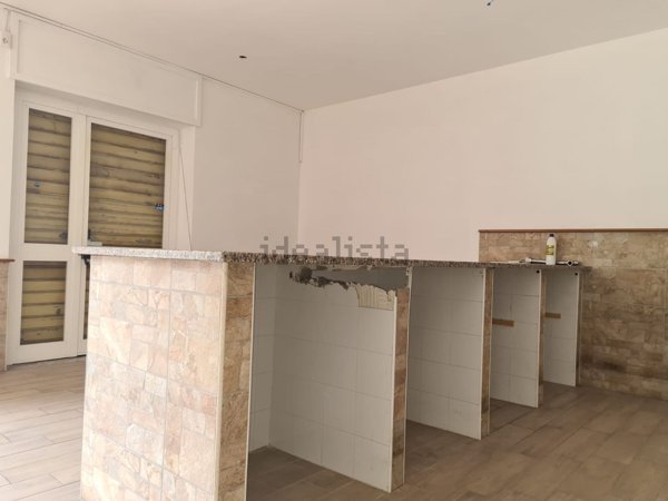 locale commerciale in affitto ad Alatri