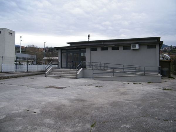 locale commerciale in affitto ad Alatri