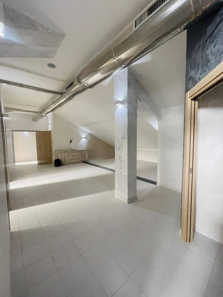 locale commerciale in affitto ad Alatri