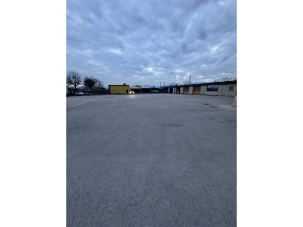 ufficio in affitto ad Alatri in zona Tecchiena