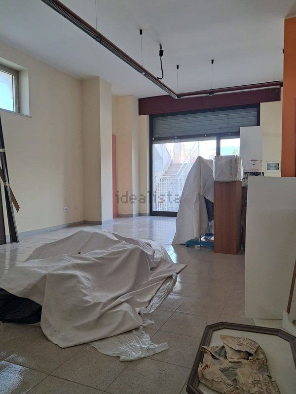 ufficio in affitto ad Alatri in zona Tecchiena
