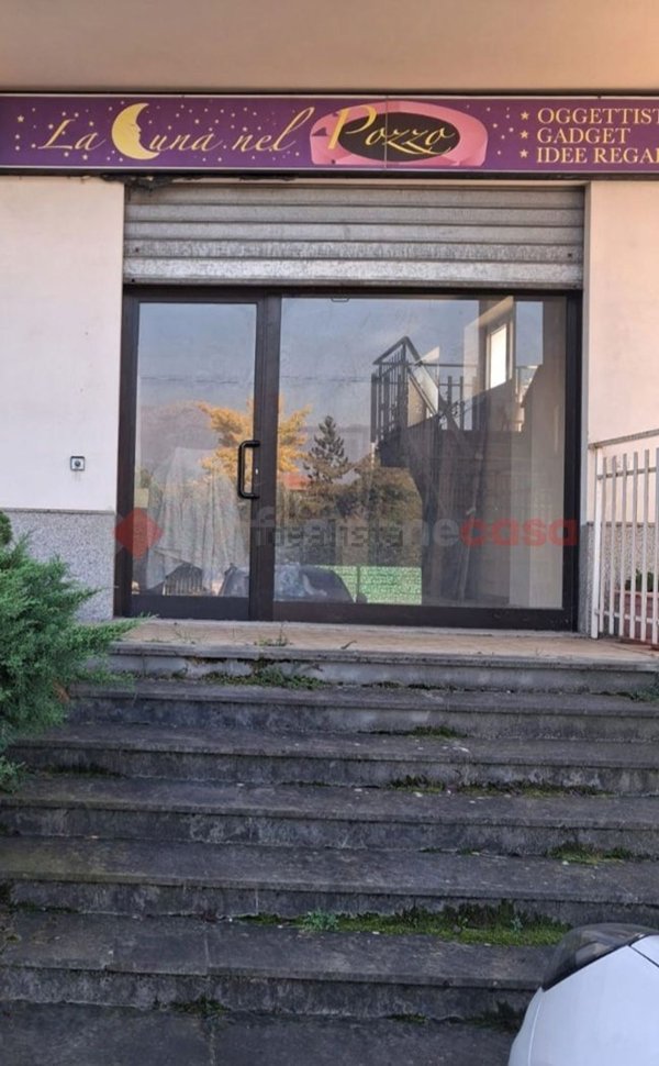 locale commerciale in affitto ad Alatri in zona Tecchiena