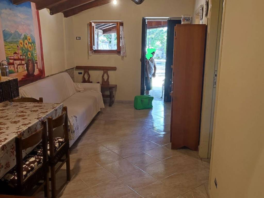 casa indipendente in affitto ad Alvito