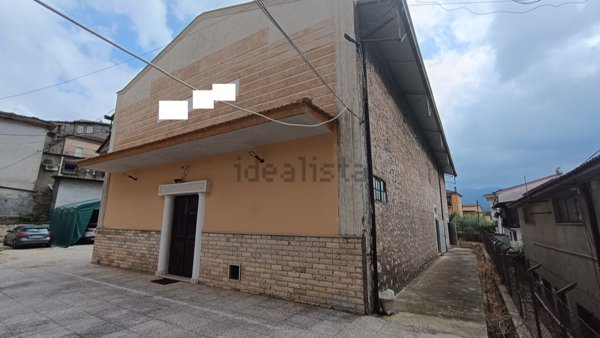 locale commerciale in affitto ad Amaseno