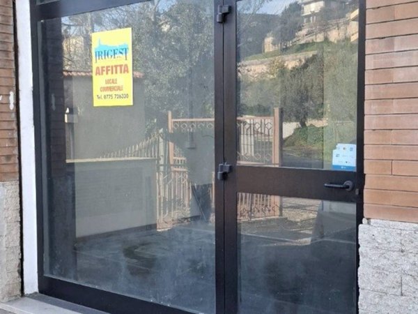 negozio in affitto ad Anagni